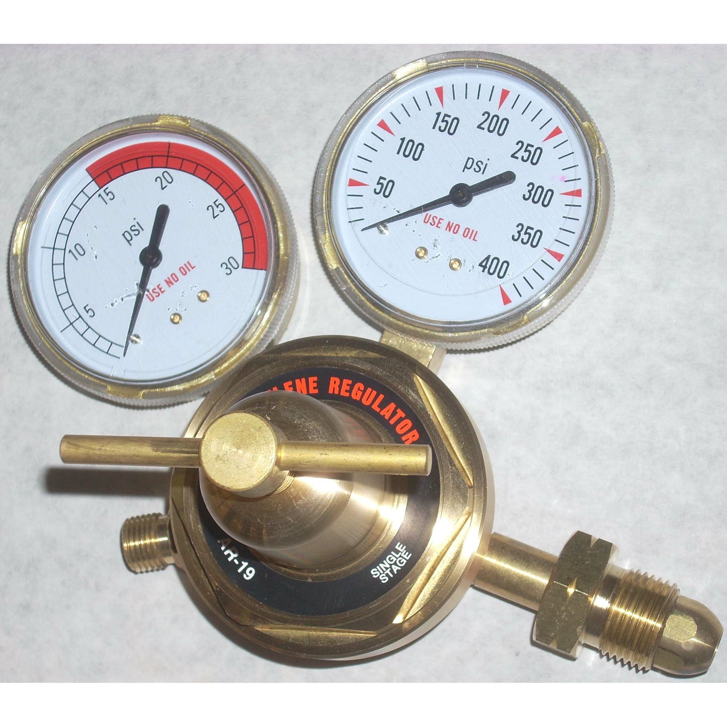 Acetylene or LP Propane Gas Regulator AR-19 CGA 510 Inlet 2 1/2" Gauges